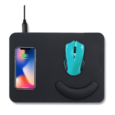 China High Speed 15w Output Electric Charger Multifunction Universal Mouse Pad Wireless Charger 325g Output 12V/1.25A for sale