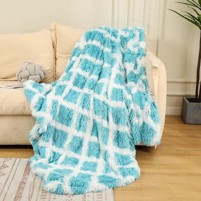 China PORTABLE Luxurious Plush Faux Fur Light Weight Luxurious Warm Fluffy Sherpa Throw Blanket For Bed for sale