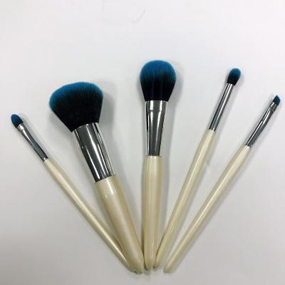 China Angular Blush Cream-Color Synthetic Makup Brush Makeup Set Brush High Quality Makeup Brushes for sale