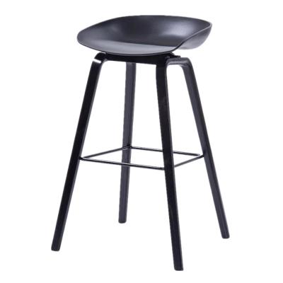 China Factory direct sales leisure bar chair modern plastic nordic home kitchen high bar stool with metal black leg for sale