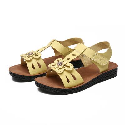 China New massage girl handmade leather comfortable soft soled non-slip sandals for sale