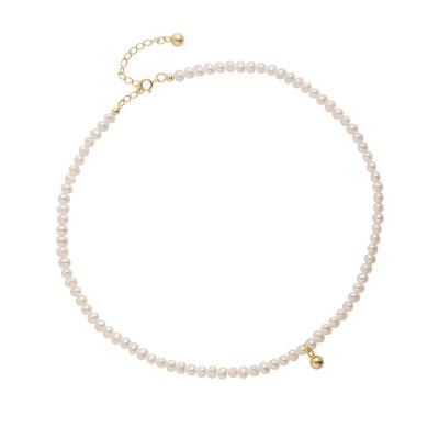 China FASHIONABLE Mini Gold Bead Dangling Natural Freshwater Pearl Clavicle Chain Necklace Size 4-5mm Near Simple Short Round Pearl Necklace for sale