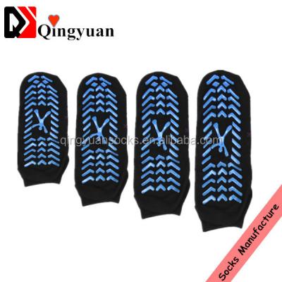 China Anti Slip Socks Antibacterial Trampoline Sock for Indoor Trampoline Park Socks Playground Socks for sale