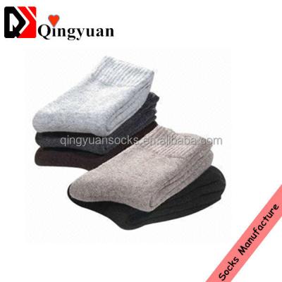 China Antibacterial Custom Warm Wool Socks Winter Dress Socks Men's Single Pattern Compression Socks for sale