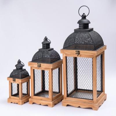 China European style home decoration craft candle holder retro wood wind lamp ornaments wrought iron home decoration yard club glass ornaments for sale