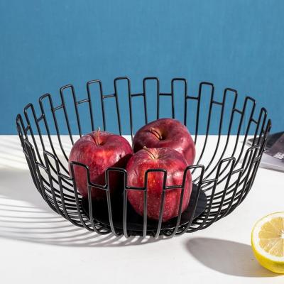 China Creative Fruit Dish Nordic Simple Iron Art Hollow Fruit Basket Living Storage Basket Household Snack Room Maker Fruit Dish for sale