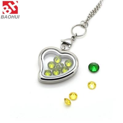 China 30*28.5MM Casual/Sporty Heart Shape Crystal Pendant 316L Stainless Steel Magnetic Glass Floating Charms Pendant Wholesale for sale