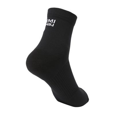 China Black White QUICK DRY Sports Compression Socks for sale