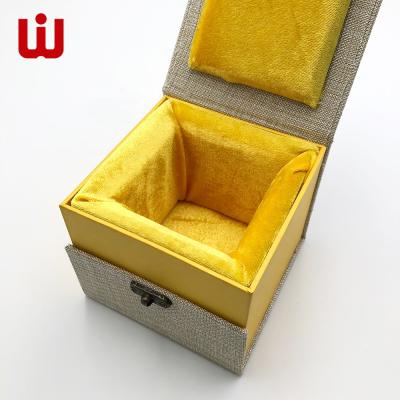 China Elegant Crafts Packing Cloth Ring Packing Jewelry Packaging Box Ornament for sale