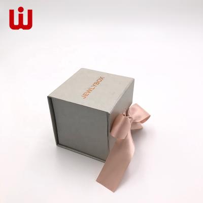 China Recycled Materials Like Magnetic Collapsible Recycled Folding Cardboard Jewelry Gift Box With Ribbon for sale