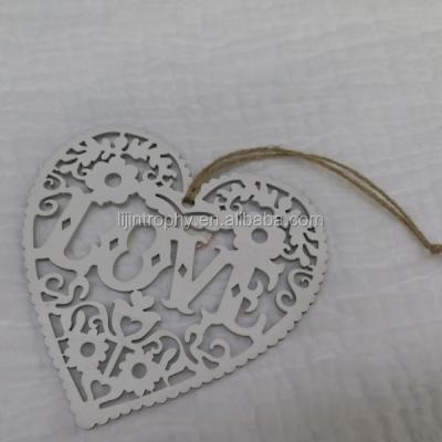 China Europe Hot Sale Plain Wooden Love Heart Shape for Weddings Art Craft Embellishment Plaques for sale