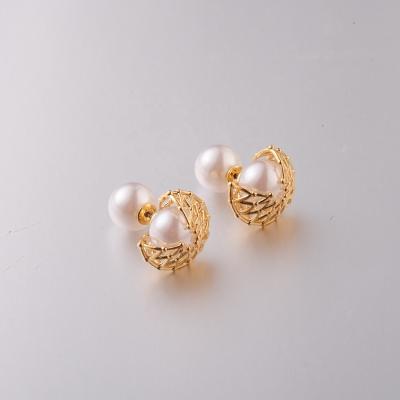 China Trendy Fashion Pearl Nest Stud Gold Plated PVD IP Coated Ion Plated Earring for sale