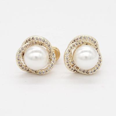 China CLASSIC custom popular modern good quality pave alloy dangle light gold pearl crystal earrings for sale