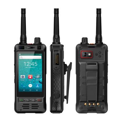 China Zello Walkie Talkie DMR UHF Radio And Belt Clip 3.5 Inch Screen 400-470mhz UHF Radio Waterproof Android IP67 Rugged Phone With Walkie Talkie for sale