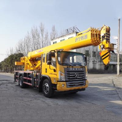 China TRUCK CRANE High Quality 3.2 ton Folding Arm Mobile Hydraulic Crane Truck Crane with Truck Lifting Cranes for sale for sale