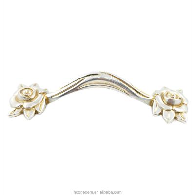 China Hot Sale Gorgeous Vintage 128mm 2.96cm*5.24cm*16.48cm Hoone Closet Dresser Bronze Zinc Alloy Drawer Pulls Handles for sale