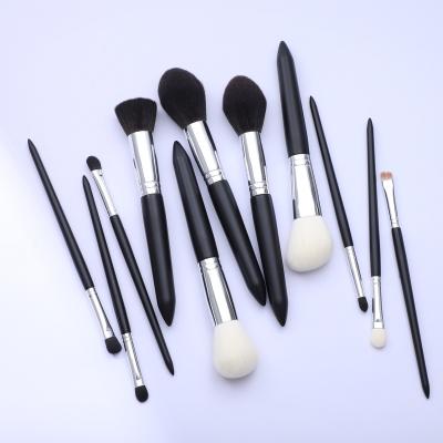 China Angular Blush 2021 New Arrive Custom Logo 8pcs Beauty Cosmetic Tools Make Up Brush Set for sale