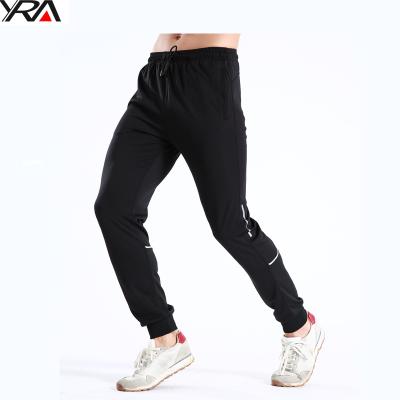 China 2020 QUICK DRY new black custom with your logo OEM mens sport wear long track runner sports tracksuit for sale