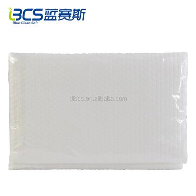 China Disposable Super Water Absorbent Towel Biodegradable Nonwoven Disposable Bath Towel for sale