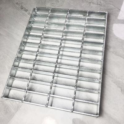 China Industrial Hot Dip Galvanized Steel Platforms Carbon Steel Trench Cover Korean Standard Industry Grating for sale