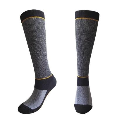 China Custom Sweat-Wicking Cut Resistant Unisex Knee High Ice Hockey Knit Socks for sale