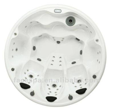 China Circle Tub Free Massage Outdoor Spa For 7 Person for sale