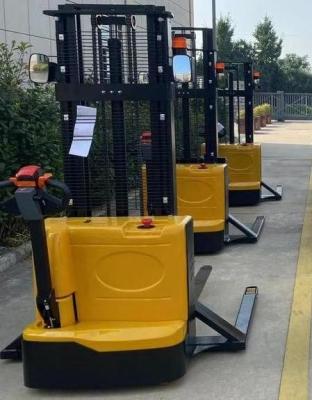 China 1.5ton 3meters Full Electric Walkie Stacker with Widen fixed leg and Forged fork for double-sided pallet à venda