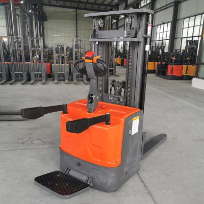 Chine 1,5 Ton Pallet Lift Stacker à vendre