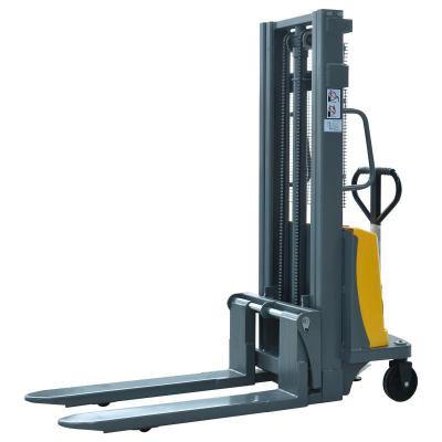 Cina 550 mm Larghezza della forchetta Semi-elettrico pallet stacker 24V/400Ah 1700 mm Lunghezza complessiva in vendita