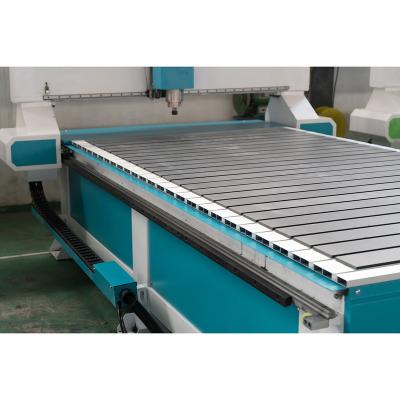 China Hotels Woodworking Cabinet Making CNC Router Machine 1325C Made In China for sale