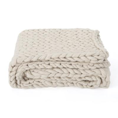 China Big Yarn Large Soft Thick Giant Cable Chunky Knitted Throw Blanke Handwoven for Sofa for sale