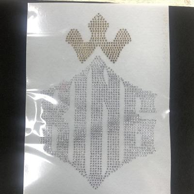 China MOQ Small Shinning King Crown Design Rhinestone Heat Press Transfers Custom Iron On Heat Transfer For T Shirt for sale