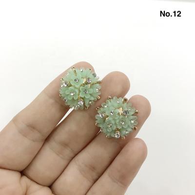 China Viable Hot Sale Crystal Stone Flatback Sewing Button Rose Flower Resin Rhinestone Button Rose Jewelry Hair Decoration for sale