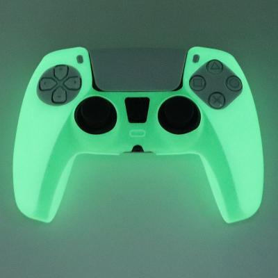 China Glow In The Dark Glow In The Dark Soft Silicone Case For PS5 Control Games Accessories Gamepad Joystick Case Cover For PS5 Controller Skin for sale