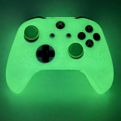 China Glow in the Dark Glow in the Dark Soft Silicon Case For Xbox One Gaming Accessories Slim Gamepad Joystick Case Cover For Xbox One S Controller Skin for sale