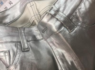 China Revestimiento de tejido de denim pu para mujeres jeans chaqueta color plata color oro azul color rosa personalizado hecho en China en venta