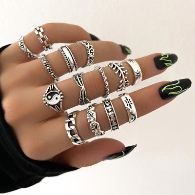 China Retro Metal Punk Geometric Round Ring Set Open Index Finger Accessories Buckle Joint Tail Ring Ladies Jewelry Gifts for sale