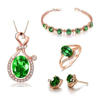 China CLASSIC 2022 Women's S925 Sterling Silver Pendant Necklace Mossan Luxury Green Stone Ring Rose Gold Pendant Jewelry Set for sale