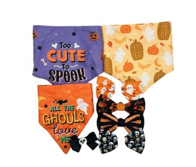 China Viable Halloween Dogs Bibs Custom Prints Triangle Handmade Bandanas Boutique Pets Wholesale Bandanas for sale