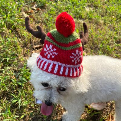 China 2022New Arrival Viable Pet Christmas Costume Accessories Knit Christmas Hat Set Christmas Pet Toy With Reasonable Price for sale