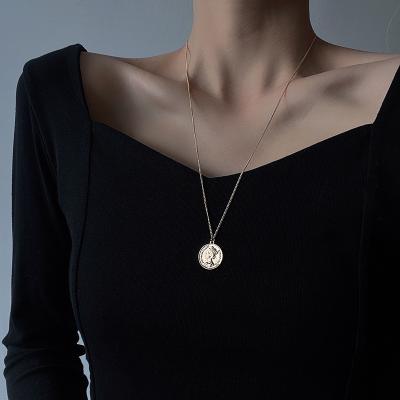 China CLASSIC European designer hotselling 2021 new fashion kc gold coin size character high quality savory necklace for sale