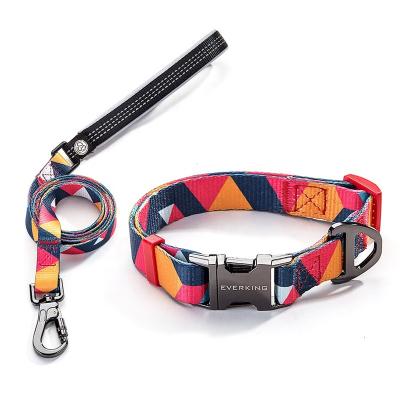 China Nylon dog leash luxury strong and sturdy durable and big elastic dog dogprepared by bungee rope for sale