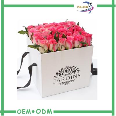 China 350G Coated Paper Rose Flower Gift Boxes Hat Flower Shipping Boxes Customized for sale