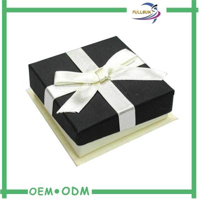 China Father'S Day Promotion Recycled Kraft Paper Gift Boxes With Offset Printing for sale