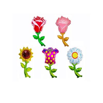 China 2021 Bulk Gift Toy Rose Flower Sunflower Shaped Foil Balloons for Happy Birthday Party Wedding Valentine's Day Decorations for sale