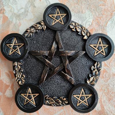 China Hot Selling Modern Black Magic Pentagon Starry Pentagon Witch Resin Creative Desktop Christmas Europe Halloween Gift Decoration for sale