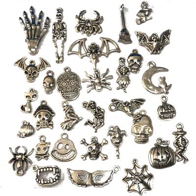 China DIY Decoration Skull Skeleton Charms Antique Silver Skull Skeleton Charms Pendant Jewelry for sale