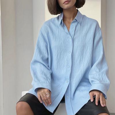 China Spring 2022 Spring Anti-Pilling Ladies Blouse Office Ladies Classic Fashionable Lapel Tops Solid Straight Blouses Slit Sheaths Long Shirt for sale