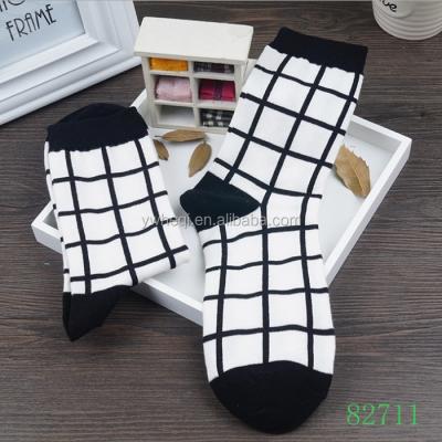 China Latest Antibacterial White Plaid Design Sublimation Socks for sale