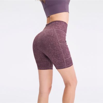 China Supplier Antibacterial High Waist Chinese Gym Seamless Two-Layer Women's Bike Hip-Lift Shorts Yoga Pants for sale